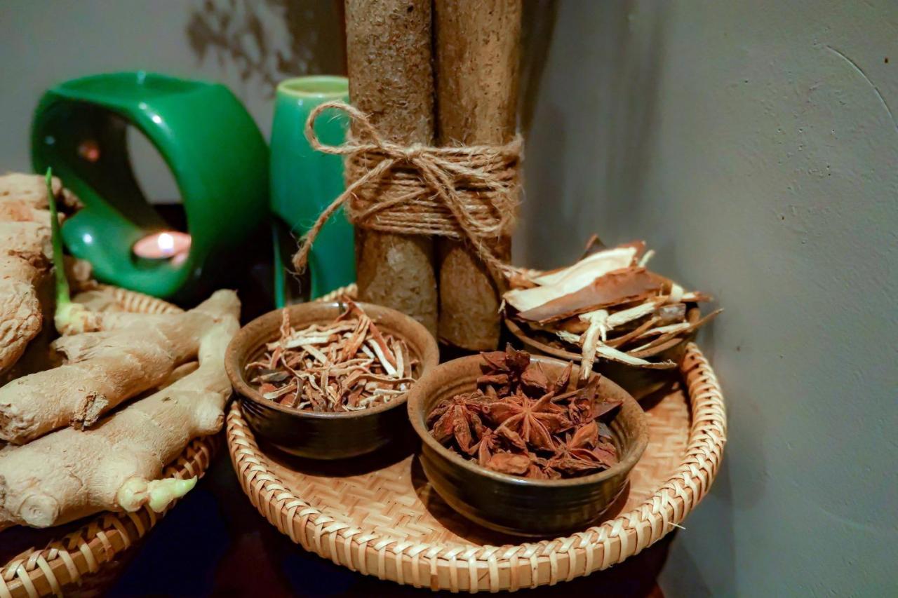 فندق وسبا اليجرو هوي آن - إيه ليتل بوتيك لوكس هوي ان المظهر الخارجي الصورة Ayurvedic ingredients