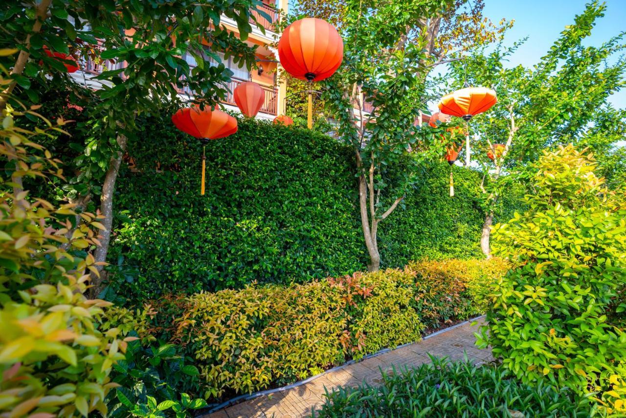 فندق وسبا اليجرو هوي آن - إيه ليتل بوتيك لوكس هوي ان المظهر الخارجي الصورة Chinese lanterns in Chinatown, San Francisco