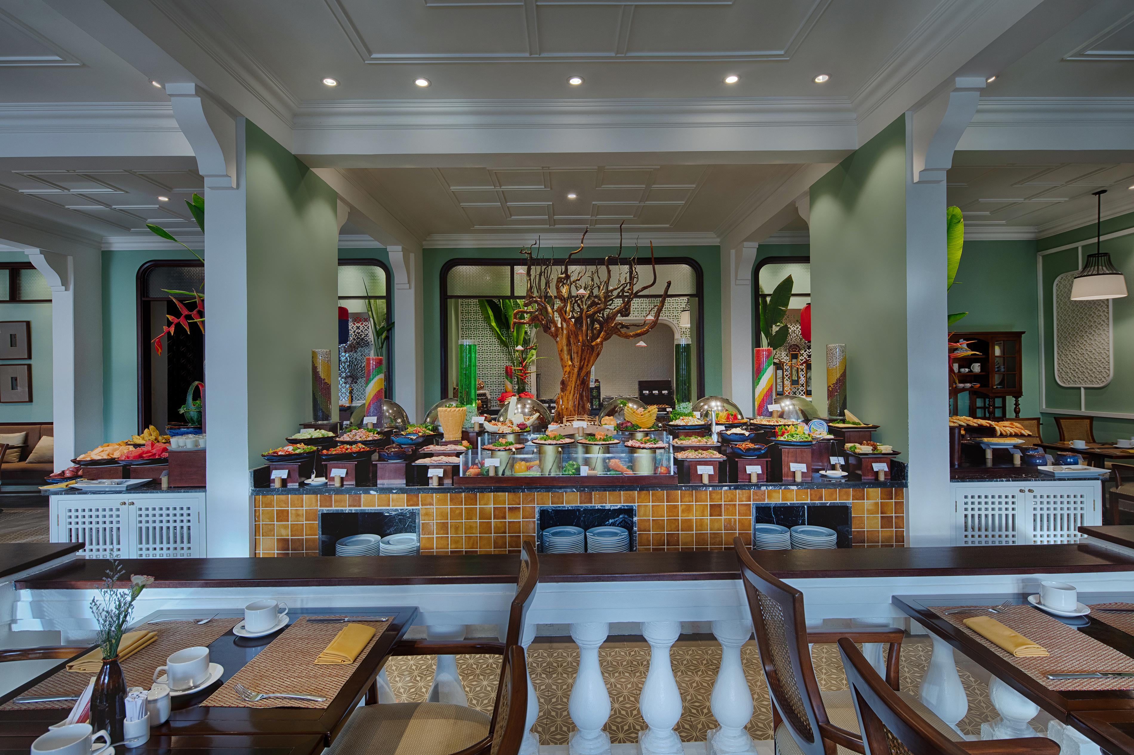 فندق وسبا اليجرو هوي آن - إيه ليتل بوتيك لوكس هوي ان المظهر الخارجي الصورة The interior of the restaurant